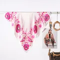 Elegante sciarpa in seta rosa a fiori, accessorio di moda di alta qualità per la donna - Fiori Acquerellati In Rosso Rosato / 70x70cm