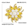 Elegant sunflower brooch with yellow marquise zircons and white pearls in gold-tone. - Yellow 8139-yl