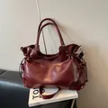 Bolso tote burdeos de gran capacidad con cordón y correa de hombro versátil - 36*15*25 / Rojo sin colgante (Versión mejorada)