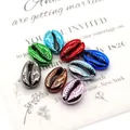 Bunte galvanisierte Kauri-Muschelperlen für die DIY-Schmuckherstellung in 18-20mm - Mehrfarbig / 18–20 Mm 20 G 20 Stück/packung