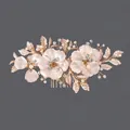Élégant peigne à cheveux de mariée floral avec perles et strass en rose et doré - Coiffe De Soirée Princesse Des Forêts Hs-j6274
