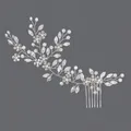 Peigne à cheveux de mariée fait main avec perles élégantes et cristaux marquise en argent - Accessoire Pour Cheveux Argenté À Motif Floral Hs-j7254s