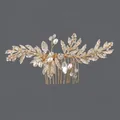 Élégant peigne de mariée fait main avec perles et cristaux, style luxe discret doré - Livre Photo Doré Fille Au Peigne Hs-j4641
