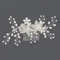 Peigne à cheveux de mariée argenté avec perles élégantes et strass brillants pour mariage - Peigne À Cheveux Fait Main En Perles Pour Tous Les Jours Hs-j4539
