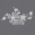 Peigne à cheveux élégant fait main avec perles blanches et cristaux, finition argent - Accessoire Pour Cheveux Argenté Hs-j6952s