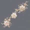 Peigne à cheveux de mariée floral doré élégant avec perles et pétales translucides - Bijou De Soirée Doré Pour Mariée Hs-j6716g