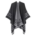 Elegant reversible black and grey imitation cashmere poncho with vintage scroll patterns - Double-sided Scrollwork Short Whiskers (black And Gray) Border / 130x150cm