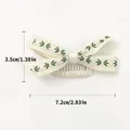 Nœud papillon crème mignon pour animaux avec broderie de feuilles vertes - Broderie Clip Bb - Base Beige / Taille unique