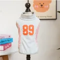 Sportliche Haustier-Strickweste in Rosa und Grau mit markantem Aufdruck der Nummer 89 - 89 Coole Sportweste - Blau