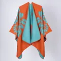Châle poncho réversible pour femme en tricot à fleurs orange et turquoise accessoire de mode - Des Feux D'artifice Éclatent En Orange / 135*155 cm