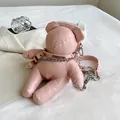 Einzigartige rosa Umhängetasche in Teddybär-Form mit einer stilvollen silbernen Kette - Hellrosa