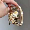 Set di bracciali in metallo dorato irregolare con design testurizzati unici per donna - Bracciale / Set di 4 / Oro