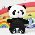 Schattige reuzenpanda pluche pop met een stijlvol zwart poloshirt voorzien van knopen - Panda in zwart poloshirt