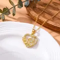 Eleganter vergoldeter Herzanhänger Halskette mit Schmetterlings- und Blumendesign - Schmetterling Herz Gold Stil (XL5951)