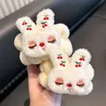 Coppia di graziosi braccialetti a forma di coniglio in peluche crema per il viso - Coniglio Ciliegia Beige (polso Singolo)
