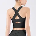 Reggiseno sportivo nero premium con elegante design incrociato sulla schiena e spalline larghe - Taglia S / Top / Matte Black