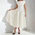 Robe midi élégante blanche sans manches de style français avec une jupe évasée - S / Haut Et Bas / Blanc