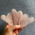 Set de herramientas Gua Sha de cuarzo rosa natural con forma de corazón para masaje facial. - Cuarzo Rosa Grado B