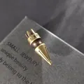 Primer plano de punta de corbata bolo de bronce vintage para joyería artesanal DIY - Apertura Serrada Estilo Letra Gótica (D1) / 29mm x 9mm / Bronce Antiguo
