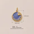 Pendentif rond minimaliste en acier inoxydable doré avec motif de zodiaque en émail violet - Vierge