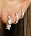 Ensemble de trois créoles plaquées argent avec zircons présentées sur l'oreille - Style Cercle Strass Incrusté Simple Corde Torsadée (e687-Argent) / 14k / Ensemble trois pièces / Argent
