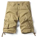 Hochwertige Vorderansicht der khakifarbenen Herren-Cargo-Shorts mit vielen Taschen - 38 / Unterteile / Khaki