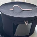 Portable black felt hat storage bucket with transparent window and sturdy handle - 43*26 / Black