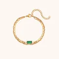 Elegante dubbellaagse 18K vergulde roestvrijstalen armband met groene edelsteen - Dubbellaagse Rechthoekige Steenstijl (B0333) / Goud + Groen