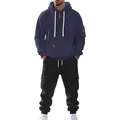 Set maschile felpa con cappuccio in pile e pantaloni cargo in blu navy e nero - Top Blu Navy Pantaloncini Neri / Taglia S
