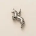 Colgante de unicornio detallado de acero inoxidable vintage para hacer joyas de bricolaje - Unicornio De Acero
