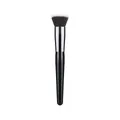 Professionele platte foundationkwast met een stijlvol zwart handvat en zilveren ferrule - Precision Foundation Brush (40 Deep Brown Single 9)