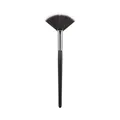 Professionele waaierkwast met zwart en zilver handvat voor highlighter en poederapplicatie - Fan Powder Brush (40 Deep Brown Single 20)