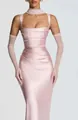 Elegante abito da sera in raso rosa vestibilità slim con guanti lunghi velati - US2 / Bottoms / Rosa