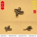Vintage Messing Drache Tierkreis Schlüsselanhänger Anhänger mit Gravuren - 40x15mm / Messingfarbe (Rückblickender Drache)