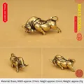 Handgefertigter Schlüsselanhänger aus Messing, Stier-Sternzeichen, Vintage-Finish - 37x21mm / Messingfarben (Kleine Bulldogge)