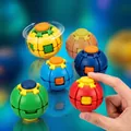 Palla antistress 3D rotante e a pressione per bambini, gioco educativo e divertente - Imballaggio in scatola / Rosso