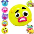 Gedetailleerd overzicht van Dogface squishy speelgoed in diverse kleuren en effecten - Geel