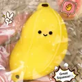 Kawaii gelbes Bananen-Silikon-Quetschspielzeug mit süßem Smiley zur Stressbewältigung. - Kleine Gelbe Banane