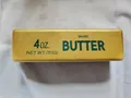 Butterförmiges, langsam rückfederndes Squishy-Spielzeug zum Stressabbau - 14cm Butterstab / Gold