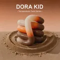 Jouet de décompression torsadé avec dégradé de couleurs sur socle de sable - Série Thermosensible - Orange C Americano (Café)