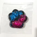 Jouet squishy patte de chat pailletée galaxie aux couleurs bleu et rose étincelantes - 12cm / Ciel Étoilé Sombre Bicolore