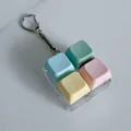 Schlüsselanhänger mit mechanischem Tastatur-Tester in vier Macaron-Farben als Stressabbau - Quadratischer 4-Tasten-Stil / Ohne Licht / Blau Grün Gelb Rosa