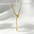 Collier serpent doré avec œil vert et design élégant de chaîne en maille serpent - Style Tête de Serpent Strass Vert / Or