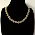 Elegante collana a fiori traforati dorati con strass scintillanti per donna alla moda - Collana a catena veneziana / 20 pollici (50 cm) / Oro