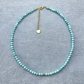 Collier minimaliste en perles de turquoise naturelle avec extension réglable en coeur doré - Turquoise avec perles dorées / 38+5cm / Turquoise