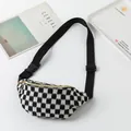 Checkered waist bag in black and white with adjustable strap for sports and fitness - 27.5*8*15cm / Black