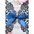 Carte d'invitation de mariage découpée au laser pailletée bleue avec nœud en satin. - Bleu Foncé Pailleté