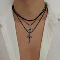 Collana a tre strati in cordoncino nero con pendenti a stella e croce - Collana a Triplo Strato Croce Pentagramma (06881) / Argento con Nero