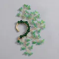 Elegante polsino per orecchio in stile cinese con perle verdi e motivi a farfalla - Orecchino a Fascia Spirito Mori Verde (ERS-J4264GGREEN) / Verde