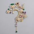 Ear cuff fatto a mano in stile cinese con perle e dettagli di fiori in cristallo. - Orecchino a Fascia Decorativo per Appuntamenti Oro (ERS-J4281G) / Oro